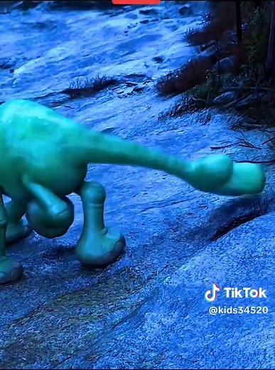 The Good Dinosaur: Heartwarming Movie Clip