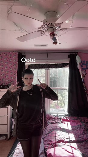 Try not to look 2020 alt with a dyed buzzcut challenge 💔💔#07 #ootd #meowmeowmeow