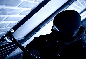 Arrests as police raid homes in burglary probe