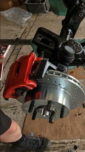 Dana 30 restoration, install brake caliper and pads #jeepxj #jeep #jeepcherokee