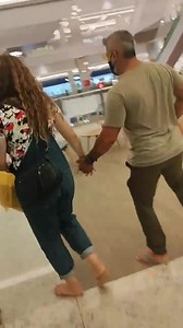 46M views · 202K reactions | Yo : Porque sera que mi esposa no quiere salir conmigo. Yo cuando salgo con ella : 藍藍藍藍藍 | Stalin Motoche Santos | Facebook