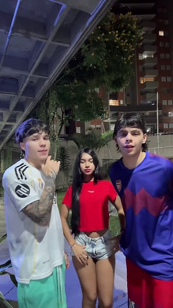 Guay Arigato: Plantilla & Memes