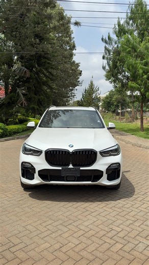 BMW X5 35d — POWER, COMFORT & TORQUE 💪 📲 Basil: 0717410626 Key Specs • 3.0L Twin-Turbo Diesel Engine • Approx. 286 hp | 580 Nm torque • 8-Speed Automatic Transmission • xDrive All-Wheel Drive • Smooth & powerful highway performance • Excellent fuel efficiency for its class Comfort & Tech • Premium leather interior • Electric seats with memory • Dual-zone climate control • Large infotainment display • Multi-function steering wheel Safety & Convenience • Parking sensors & reverse camera • Tracti