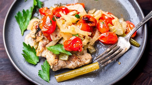 Mediterranean Chicken Done Right – Tomatoes, Fennel, and Herbs