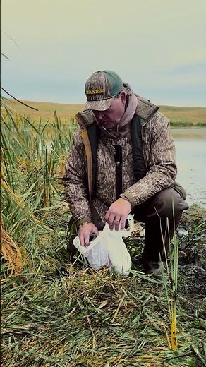 Leave No Trace: Cleanup Tips for Hunters | Waterfowl Hunting Tips with Doug Larson