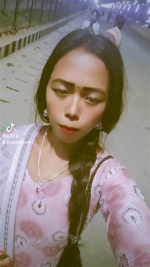 @april queen 👸❤️💗 (@april.queen1)’s videos with original sound - @april queen 👸❤️💗