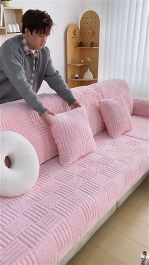 Attractive and durable sofa cushions have a soft,anti-slip fabric #shorts