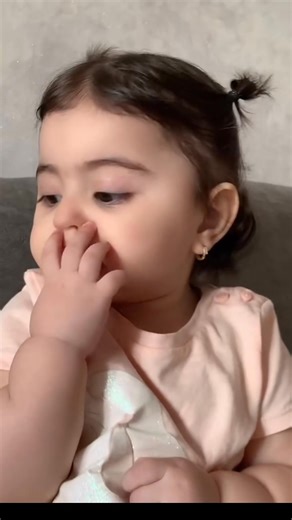 Cuteness overload.🥰💓 #cute #cutebaby #cutebabies #cutenessoverload #cuteness #baby #babies #babygirl #babylove #best #viralpost2025 #fbviralpost #viralchallenge #fb #fbviral #fbviralvideo #viralvideochallenge #videoviralシ #pageviralシ゚ #pageforyou #page | 𝙎𝙤𝙃𝙖シ