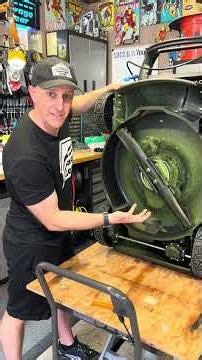 The Best Way to Change the Oil on a Briggs and Stratton Engine