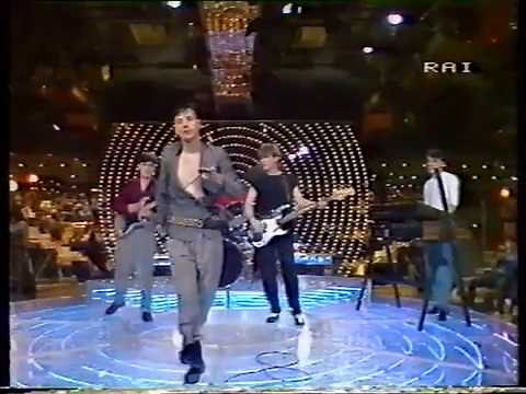 SIMPLE MINDS - NEW GOLD DREAM - DISCORING 13-03-1983