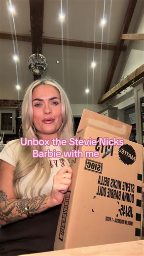 Unboxing the Stevie Nicks Barbie Collector's Edition