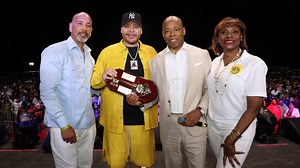Fat Joe Gets Key To The City From NYC Mayor: ‘His Music Has Unlocked Our Hearts’ - HipHopDX