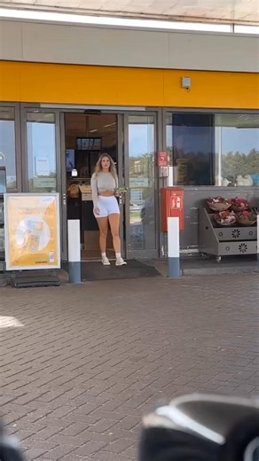 89K views · 995 reactions | ⏱️Iniciamos jueves entrenando kickboxing a full!壘 #workout #kickboxing #fitness #gym | Los Mejores Gifs +18. | Facebook