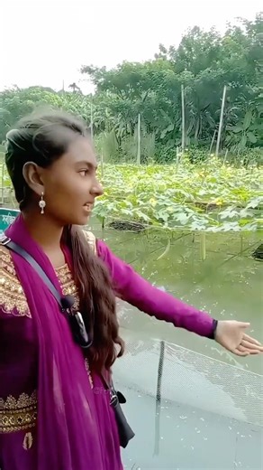 Why Bangladesh Farmers Grow Vegetables on Floating Farms 🌊🥬 #shorts