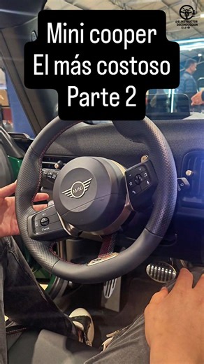 el instructor de conducción Miguel Angel on Instagram: "El Mini más costoso de la marca no es cualquier versión: es el Mini Cooper John Cooper Works (JCW). Un compacto premium creado para quienes quieren diseño icónico pero con alma de auto deportivo. 💥 Motor turbo 💥 Más de 200 hp 💥 Aceleración agresiva 💥 Chasis rígido y manejo tipo kart 💥 Escape deportivo con sonido inconfundible El JCW es la prueba de que un carro pequeño también puede ser serio, rápido y exclusivo. ¿Lo tendrías en tu gar