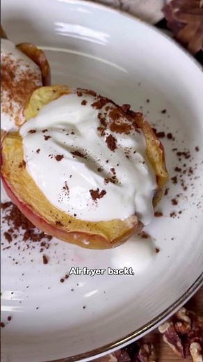 Apfel bei ca. 160 Grad für 12-15 Minuten im Airfryer backen - der Rest ist selbsterklärend😊 #rezept