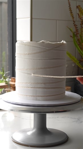 Rosie's Dessert Spot on Instagram: "I’d like to address the concerns from a few people in our little community regarding using twine on cakes. So long as your twine or string is 100% cotton like butchers twine or bakers twine, then it is generally regarded as food safe, but best to check the packaging for a "food grade" or "food safe" notice. If you are worried the twine might leave behind cotton fibres, what you can do is wet your twice beforehand and wring it out well. Buttercream is made up m