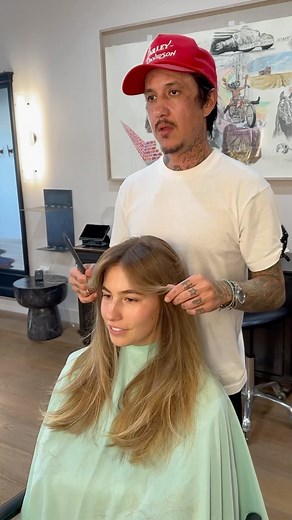 592K views · 373 reactions | •curtain bangs and face frame• •take a...