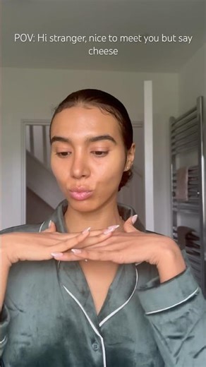 Hi stranger! picture time! #audio #picture #strangerthings #y2k #camera