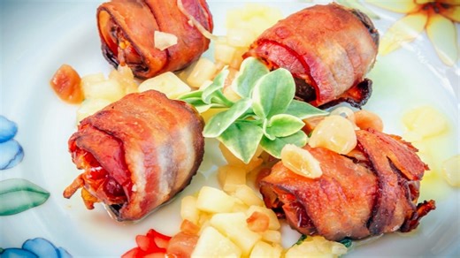 Yelp names 'Top 25 places to eat in Palm Beach County' in new ranking.