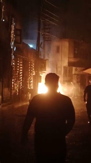 a fire broke out in electric pole transformer. A 7 year old girl got burnt #marblemusic