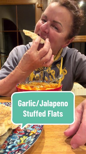 Delicious Garlic Jalapeno Stuffed Flatbread Recipe