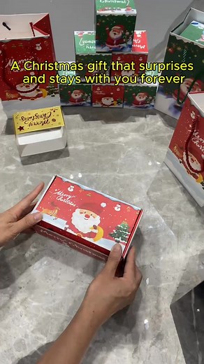 This money explosion box is the ultimate Christmas surprise. Load it with cash or photos and watch it blast open. Reusable, hilarious, and guaranteed reactions. 🎁💸 #moneygift #christmasgift #viralproducts #giftideas | Organizeh