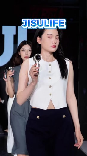 Jisulife Mini Fans: Your Ultimate Summer Fashion Accessory