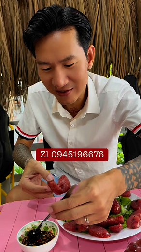 Ai thích ăn lạp xưởng sợ mỡ , sợ bị ngọt thì thử trải nghiệm Lạp Xưởng Tony Móm nạc nhiều ít mỡ , thơm ngon vừa ăn, hợp vị hầu hết mọi vùng miền #lapxuongtonymom | Tony Móm