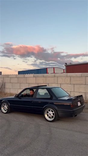 E30Ankara on Instagram: "FF 3.25🔥 #e30 #e30ankara #e30coupe #e30sedan #e30drift #m50 #m50b25 #atmosferik #stok #325i #325ci #angara #deutschland #kesfett #kesfetteyiz #fy #fypage #fypシ"