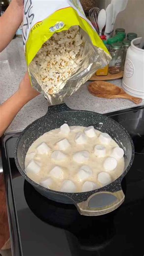 Easy Popcorn Cake Recipe (No Oven Needed)