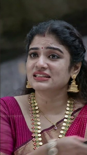 #ChempaneerPoovu കള്ളം പൊളിയാതിരിക്കാൻ ബീരാന്റെ സഹായം തേടി ശ്രുതി..
