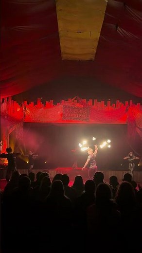 Freaks Carnival Vuurshow Attractiepark Slagharen