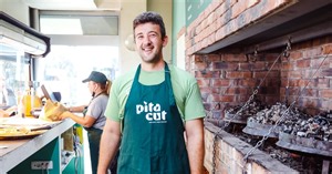 Novo hit-mjesto: Za njihove pite i bureke ispod sača se čeka u redu, prodaju se brže nego što se ispeku