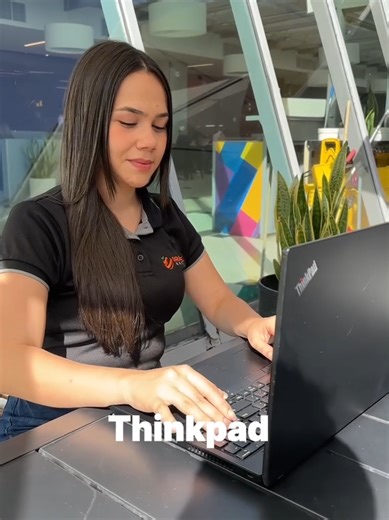 ¿Cuántas horas pasas frente al Excel? 📊 No dejes que una laptop lenta o un teclado incómodo te quiten tiempo de calidad. La ThinkPad E580 es tu asistente contable personal. El teclado numérico completo cambia por completo la experiencia de cargar nóminas y facturas. 🔎CARACTERISTICAS: ✅Procesador: Intel Core i5 ✅Generación: 7ma ✅RAM: 8GB ✅Disco duro: 256GB ✅S.O: Windows 11 ✅T.Video: Intel HD Graphics 620 🏷️Precio: $399🔥 🚀 ¡Pide la tuya hoy! Escríbenos al directo y obtén mas información.. 📍N