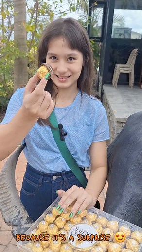 18K views · 989 reactions | Life is a like a box of chocolates  Nasurprise ako sa pasalubong Sobrang salamat po ☺️ #begrateful #bekindalways #bekind #chocolatelover #ferrerorocher #sweettooth #sweettreats #pasalubong #followers #blessedandgrateful #blessedbeyondmeasure #thankyou #thankfulheart | Sofia-alizee Schafers | Facebook