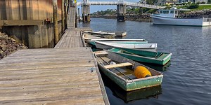 Exploring Perkins Cove