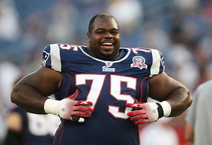 Vince Wilfork Once Sacked Chris Simms With So Much Force, Simms' Family Jewels Nearly Exploded
