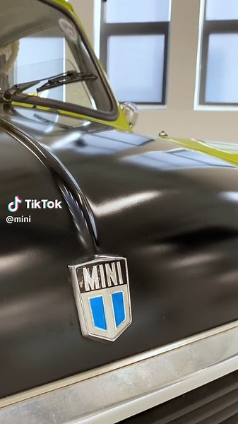 Who knows the driver of this MINI? 😎 #MrBean #MINICooperTok #MINI #CarTok