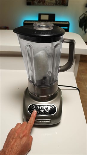 Portable power, powerfully equipped. Optimize your charging setup whether you're at the office, at home, or the coffee shop. ⚡ Anker Nano 6-Port Charger⚡ ✅ Slim and stylish, minimal space ✅ 130W Charging ✅ Charge 2 Laptops Simultaneously ✅ Includes a flexible AC Cord 👈 ✅ ActiveShield 2.0 with 3 million temperature checks daily ⚡ Charge your 14" MacBook Pro 0-50% in 27 minutes 👀 Compatible with iPhone 12-17 Series, Galaxy S21-S25 Series, Google Pixel 6-8 Series, and more. Shop now: https://anke