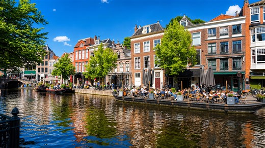 Discover the historic beauty of Leiden Netherlands (4K)
