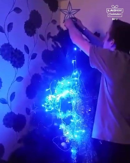 1.3M views · 7.5K reactions | The lazy man's guide to decorating a tree  | LADbible | Facebook
