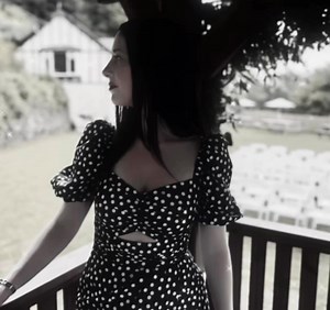 Happy to announce My Covers Single Of “Wind Beneath My Wings” Is available to PRE ORDER as of right now 🥳 click the link here 👉🏻 https://distrokid.com/hyperfollow/angelainkson/wind-beneath-my-wings & once you’ve pre saved it’ll automatically be added to your music library’s on the day of it’s release 🫶🏻 here’s a snippet for you all ♥️ | Angela Inkson Vocalist