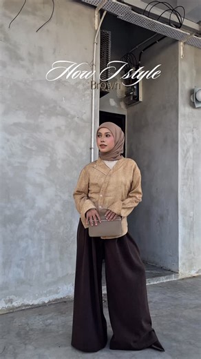 Mia Daud on Instagram: "Styling brown, my way! 🤎 Download the SHEIN app and “Search & Follow” Aalyst, DAZY, and DAZY Spice on SHEIN and use my code to enjoy exclusive discounts! @sheinofficial @sheinmalaysia #SHEINtrends #SHEINforAll #ad"