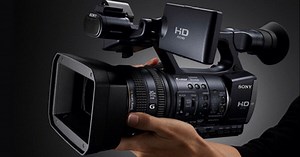 Sony introduces prosumer-level AVCHD camcorder