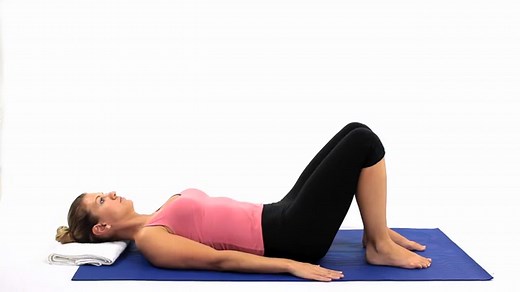 Pilates Knee folds Scissors part 2/3