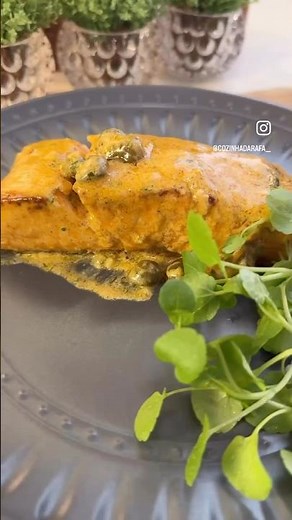 Salmão ao molho cremoso de Parmesão com Alcaparras! #salman #salmao #molhos
