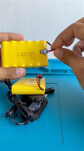 Baterías para maquinaria y coches control remoto RC cargador de batería RC