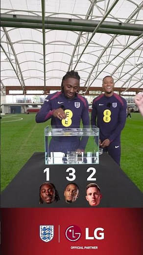 3 England Players Take On the Coin Drop Challenge