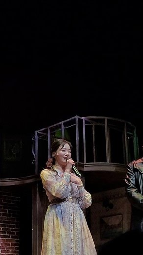 Kim Ryeo-eun’s thoughts on the final curtain call of the play *Hymn of Death*